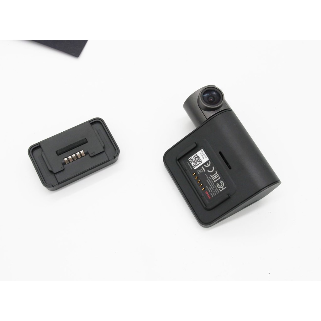 [Mã ELCA5 giảm 7% đơn 500K] Camera hành trình Xiaomi 70mai Pro - Kèm Modul GPS Và Thẻ nhớ 32GB - Phiên Bản Tiếng Anh | BigBuy360 - bigbuy360.vn