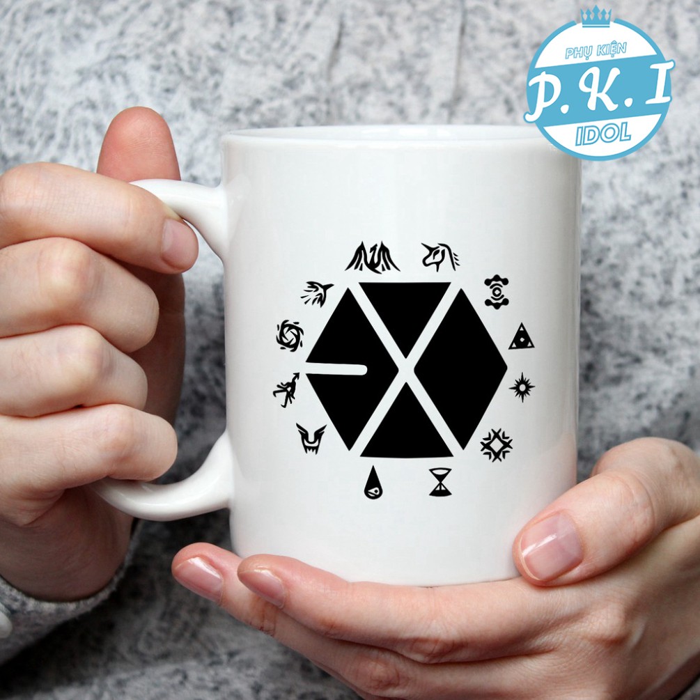 Cốc Sứ In Hình Logo Biểu Tượng Cho Các Thành Viên Nhóm EXO - QUÀ TẶNG K-POP