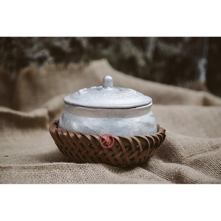 Niêu cơm gang tròn nấu cơm cháy ngon