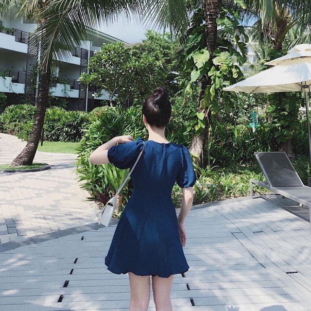 VÁY ĐŨI NƠ NGỰC