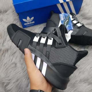 Giày thể thao EQT đen phản quang