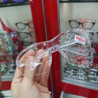 Kính bảo hộ trong suốt - kính mắt tiến thành