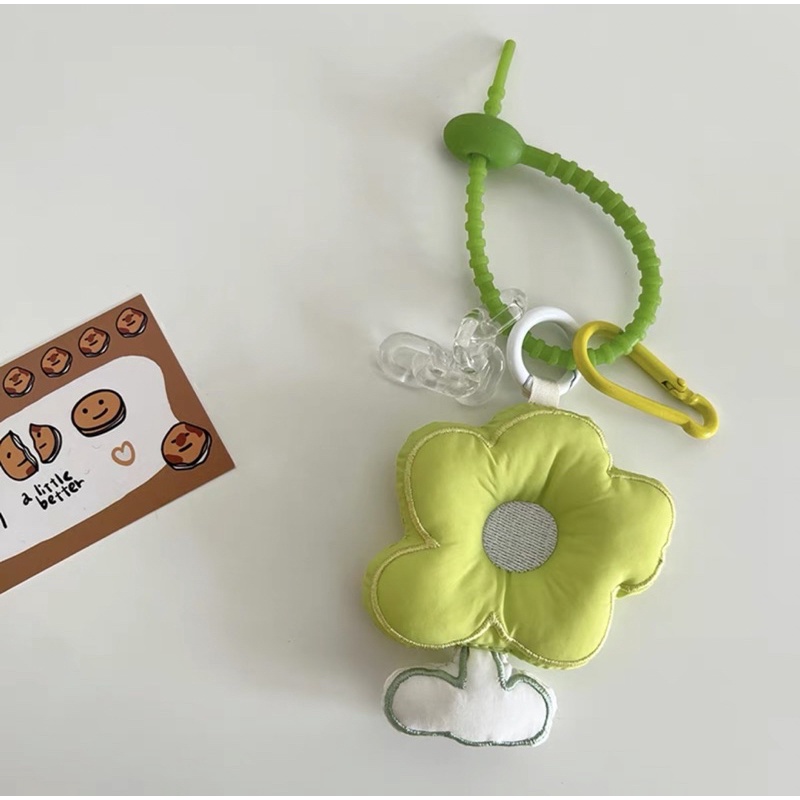 MÓC KHOÁ HOA VÀNG