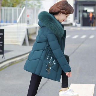 Áo khoác mùa đông của mẹ dành cho người trung niên và già đệm bông mới 2020 phụ nữ 50 tuổi 40 thu / < hàng quảng châu