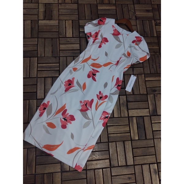 Váy ck vai bồng