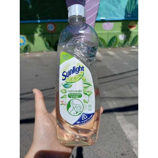 Nước RỬA CHÉN SUNLIGHT THIÊN NHIÊN 370g