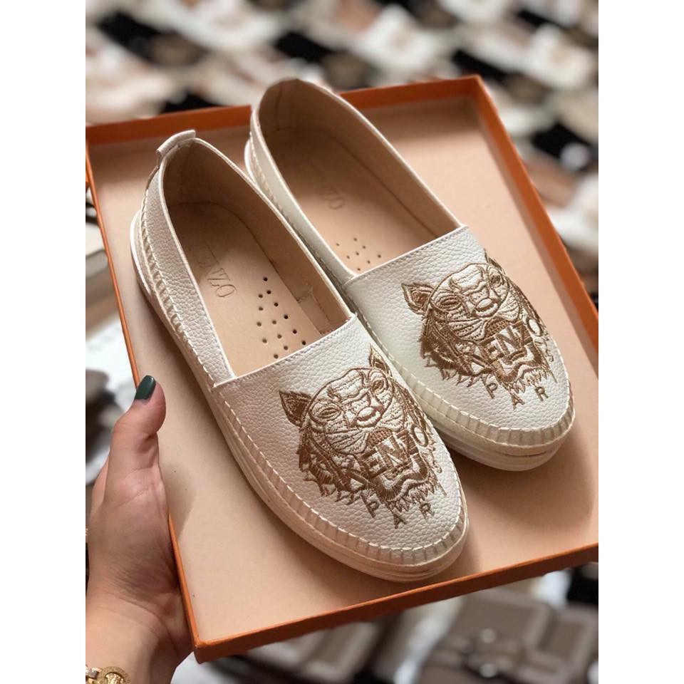 Giày slip on kenzo thêu hổ