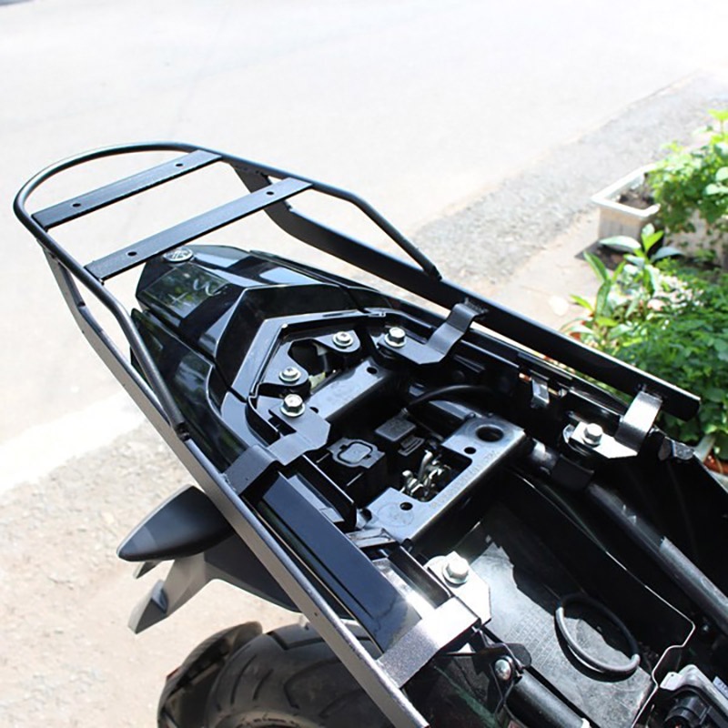 Baga sau Givi FZ150 FI 2014 chính hãng sơn tĩnh điện chịu lực cao gắn được thùng sau Givi