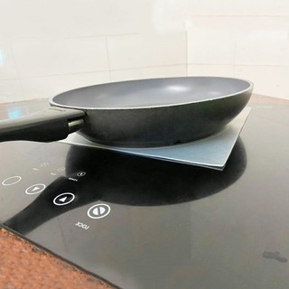 Miếng lót bếp từ silicone Proki cao cấp chống trầy xước bếp, chịu lực, giữ vệ sinh, tiết kiệm