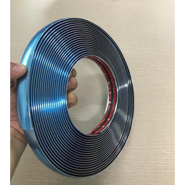 Cuộn Nẹp viền trang trí chân kính ô tô, xe hơi rộng 20mm dài 15m