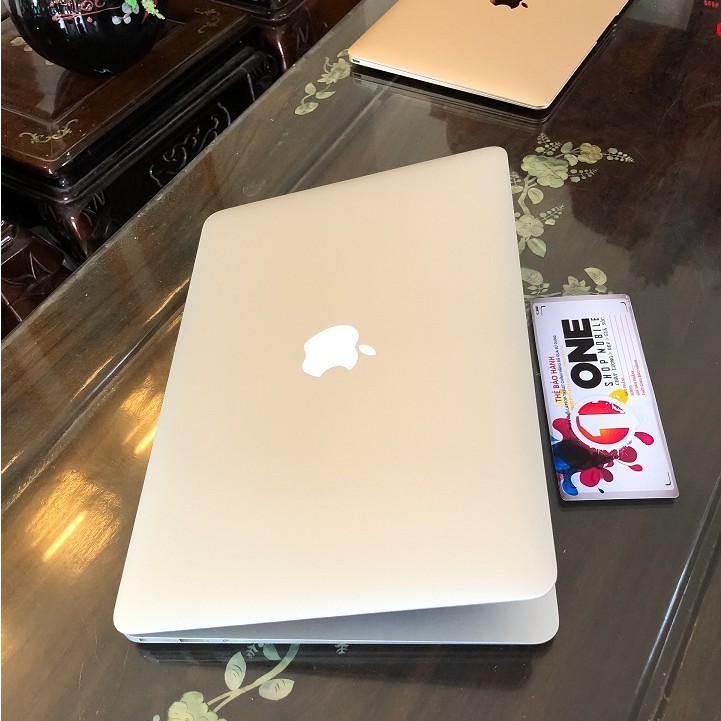 [Đẳng Cấp - Sang Choảnh] Macbook Air MMGF2 2016 Core i5 5250U/ Ram 8Gb/ SSD Apple Flash 256/ máy likenew 99% .