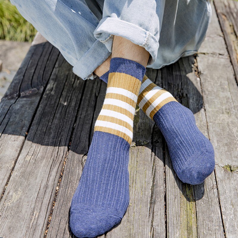 Casual Stripe Crew Socks Men Cotton Sports Street Hosiery Basketball Athletic Socks Thick Winter Long Socks Fashion