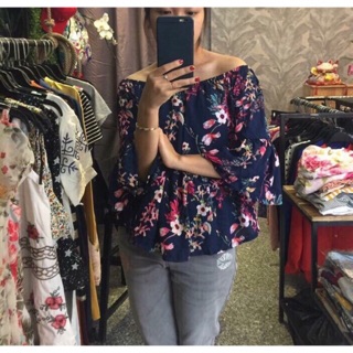 Áo bẹt vai