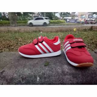 Giày Adidas Waffle Khóa Dán Trẻ Em