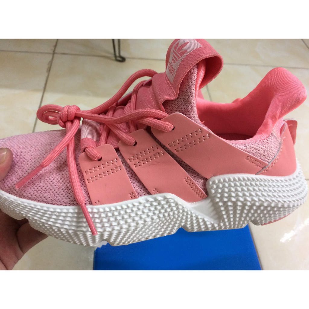 giày prophere mầu hồng trắng 👟