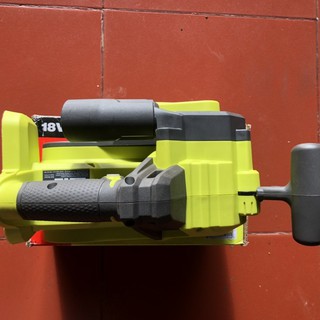 MÁY CHÀ NHÁM RYOBI R18BS
