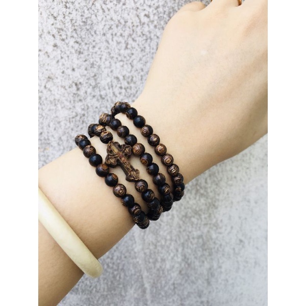 Chuỗi vòng trầm hương sánh chìm mix thánh giá trầm sánh