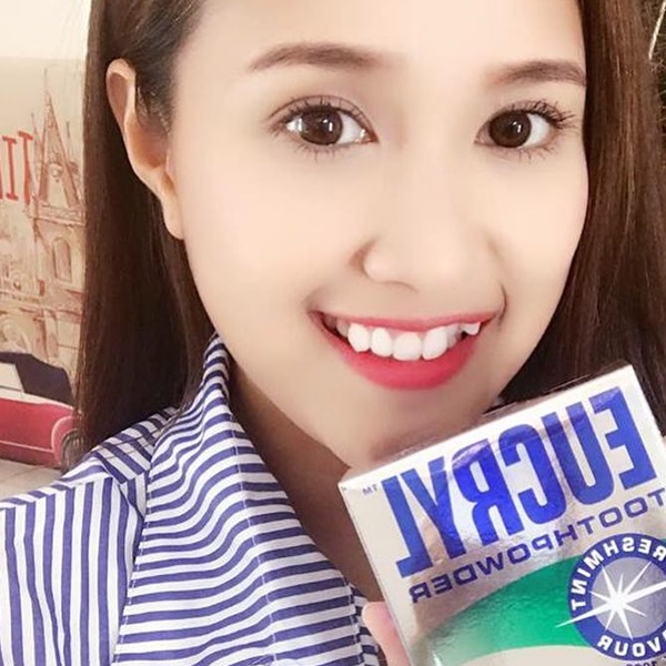 Bột Tẩy Trắng Răng Eucryl Powerful Stain Removal Toothpowder 50g