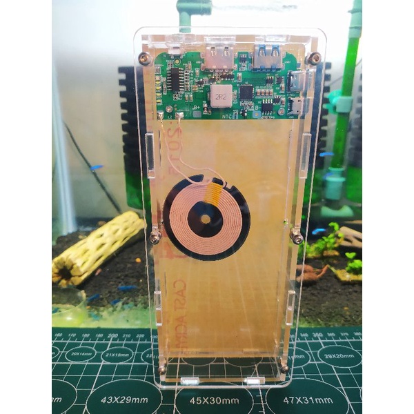 Box sạc không dây 18w