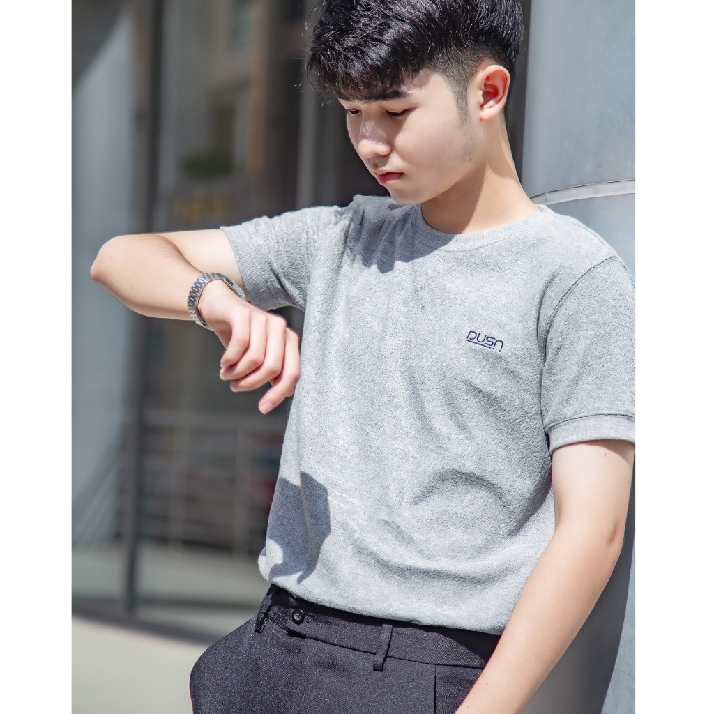 Áo thun nam cổ tròn DUSA vải Cotton co giãn,dày dặn, kích cỡ vừa vặn DS01 | BigBuy360 - bigbuy360.vn