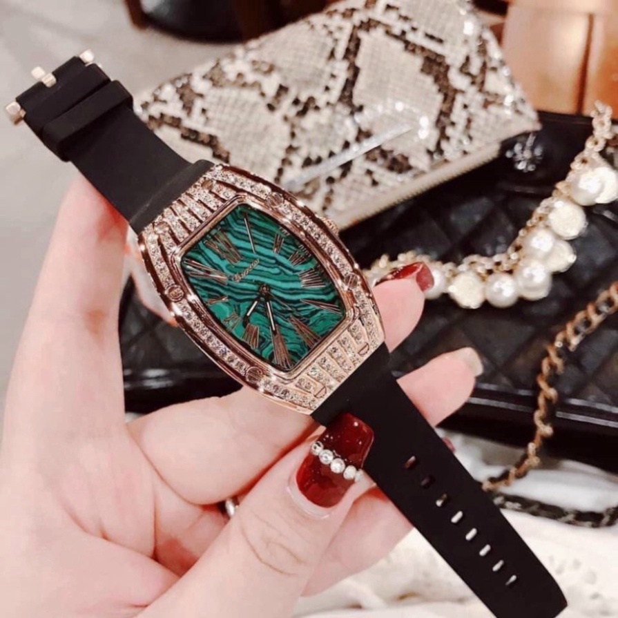 Đồng hồ nữ Davena mặt bầu quai silicon mềm dẻo, bảo hành 12 tháng