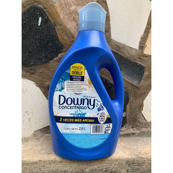 Nước xả vãi Downy 2,8L màu xanh - nhập khẩu Mỹ sx tại Mexico