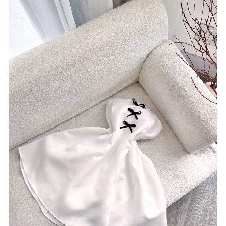 ĐẦM ỐNG CỘT NGỰC XOÈ