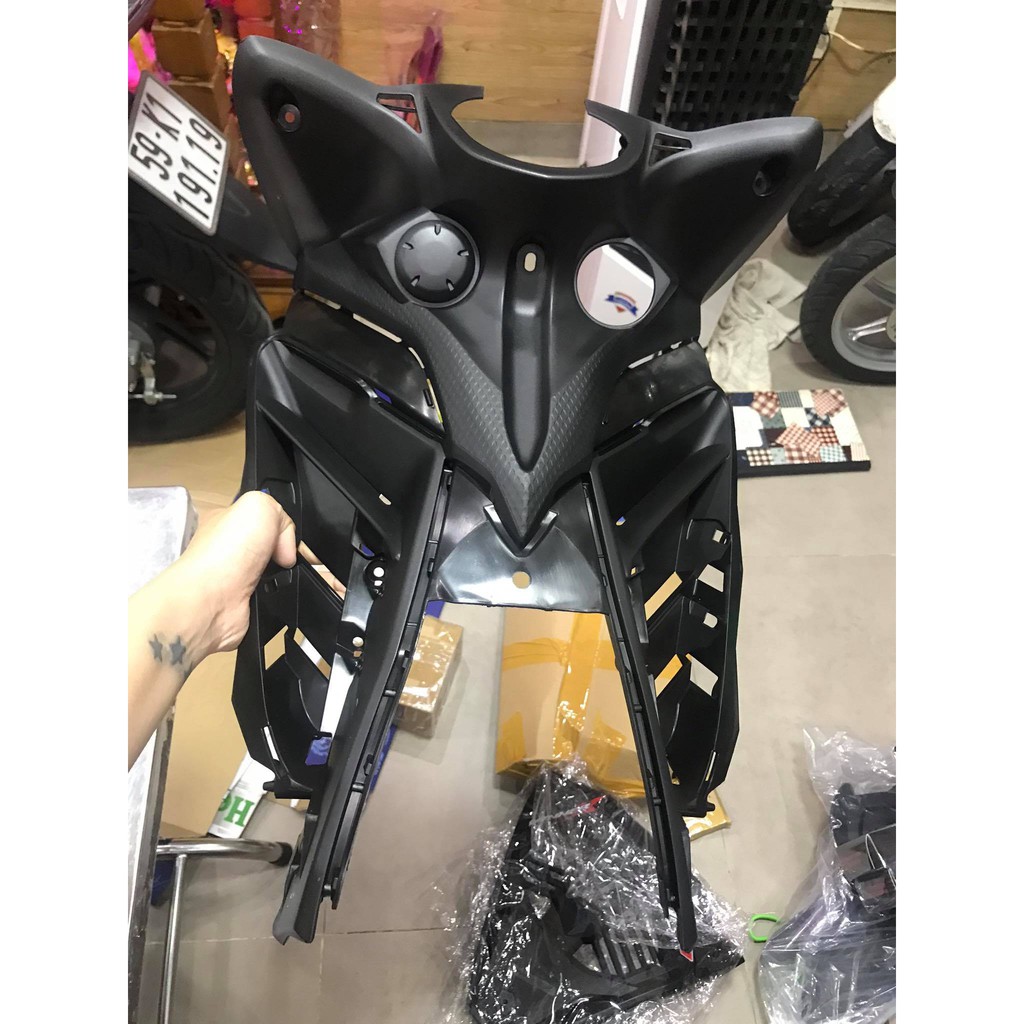 Yếm ổ khoá zin hãng Yamaha xe Exciter 135 đời 2011 đến 2014 dòng 5 số.phụ tùng dàn áo