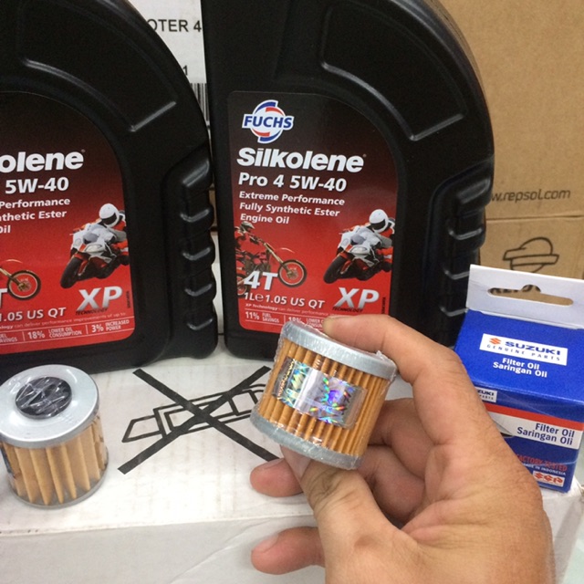 Combo Fuchs Silkolene Pro 4 5w-40 XP + Lọc Nhớt Suzuki To/Nhỏ Chính Hãng Indonesia