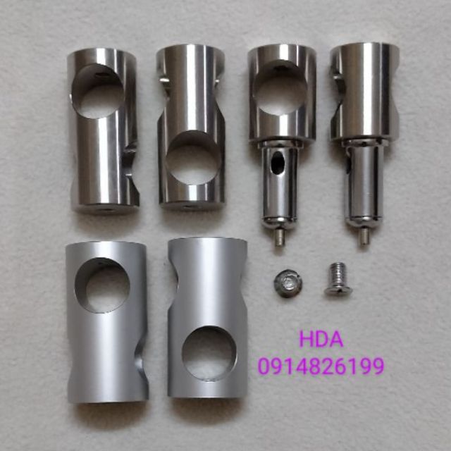 Khớp giá treo đèn và củ bắt cáp.