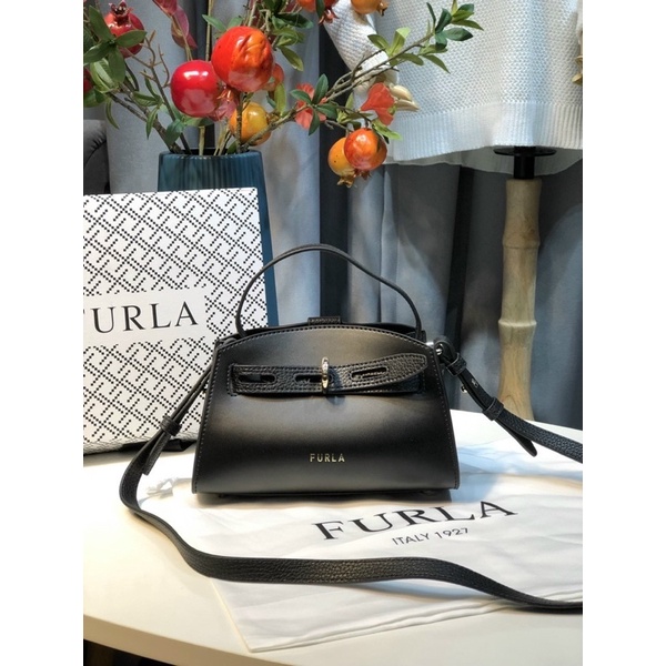 Túi furla đen