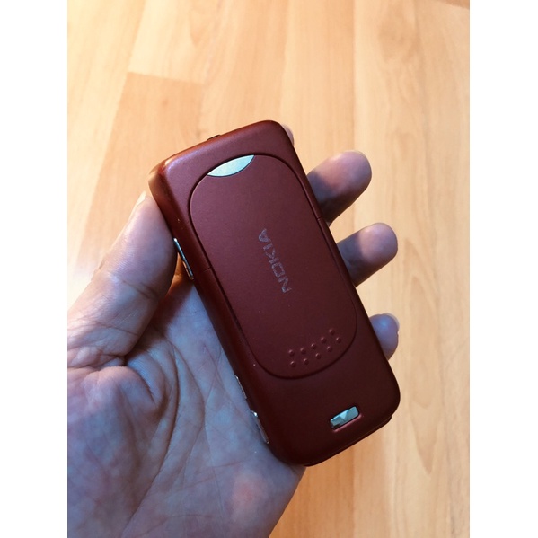 Nokia N73 đỏ