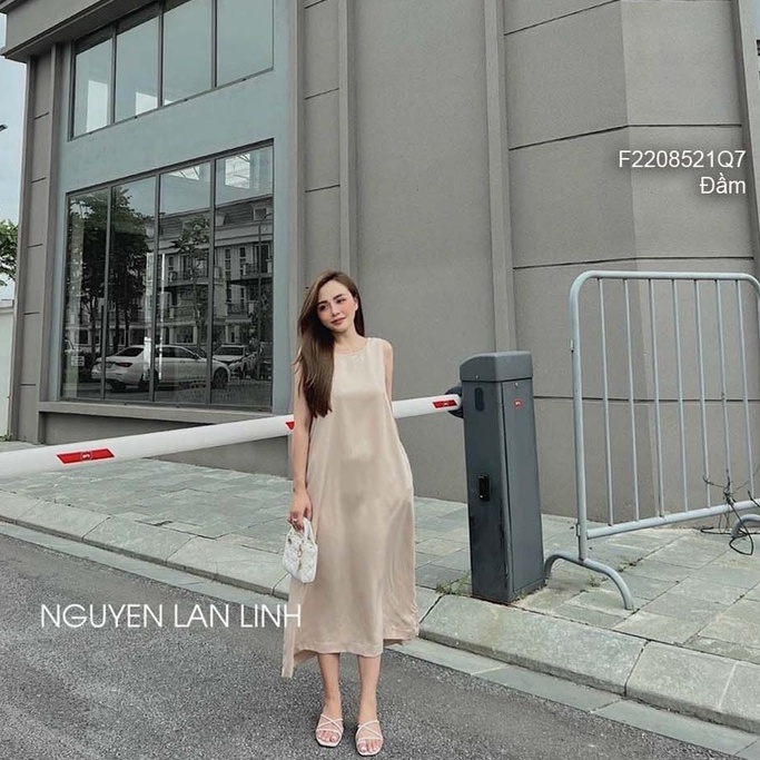 Đầm suông lụa phối cột nơ sau lưng tim sát nách!