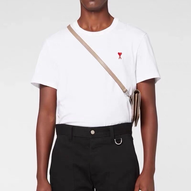 A8mi- Áo Thun Tay Ngắn Thoải Mái Phong Cách Bạn Trai Mùa Xuân Và Mùa Hè Phiên Bản Thêu Trái Tim Nhỏ Trên Ngực Đỏ JgFjgjgf