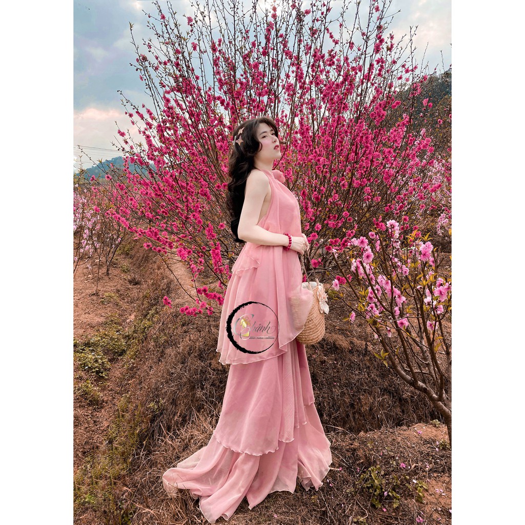 Đầm Maxi hồng cổ gán nơ xếp tầng, chất tơ siêu nhẹ