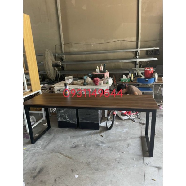 Bàn làm việc dài 2m