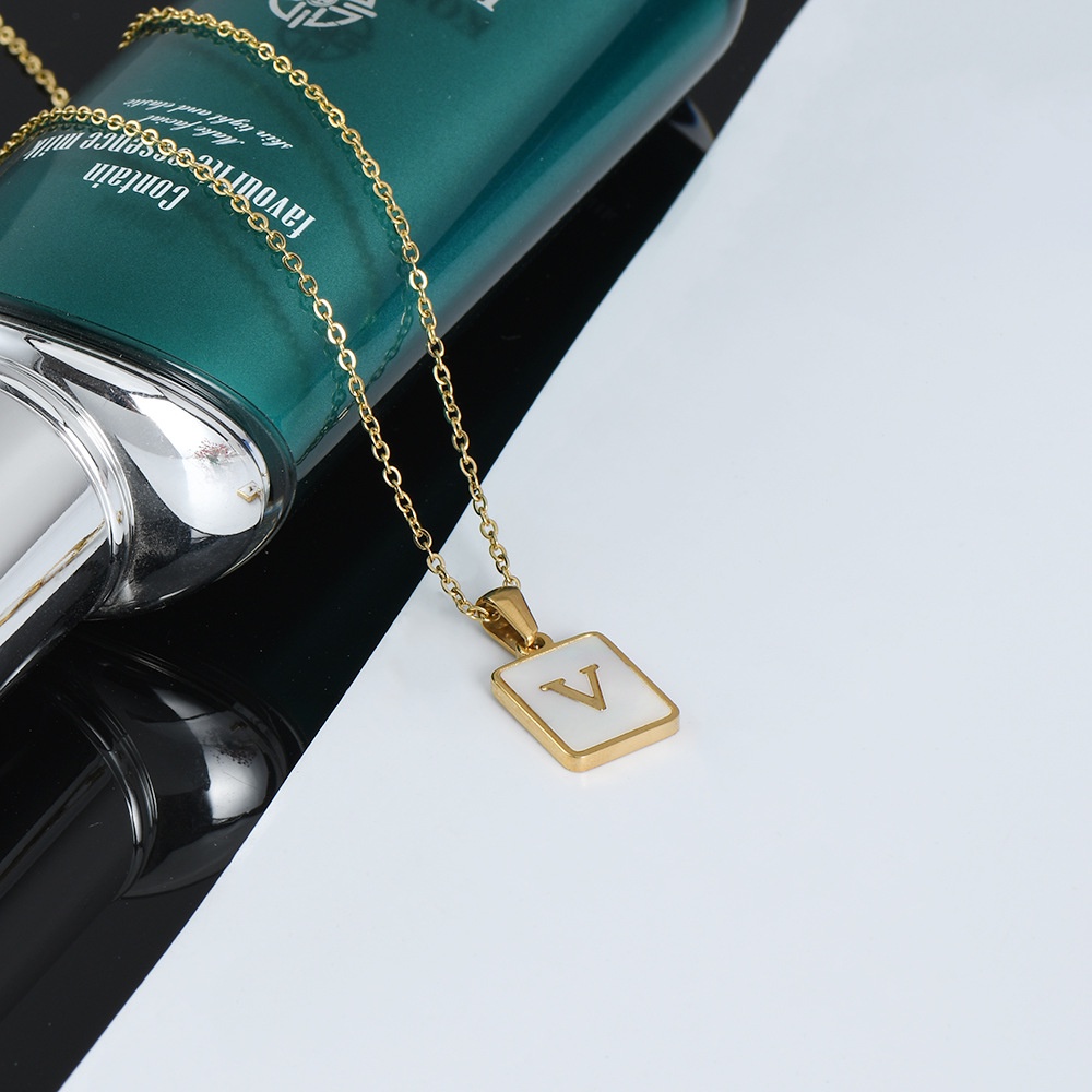 Vòng cổ Mặt Hình Vuông Bằng Thép Không Gỉ Mạ Vàng 18K Phong Cách Hàn Quốc