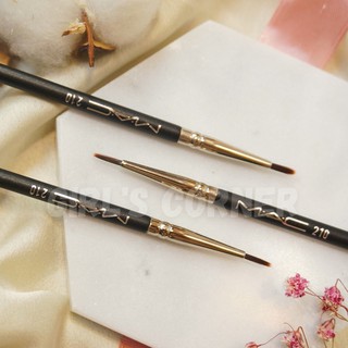 Cọ liner dáng mảnh M.a.c 210 Precise Eye Liner