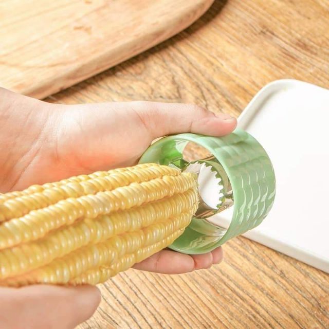 Dụng cụ tách hạt ngô