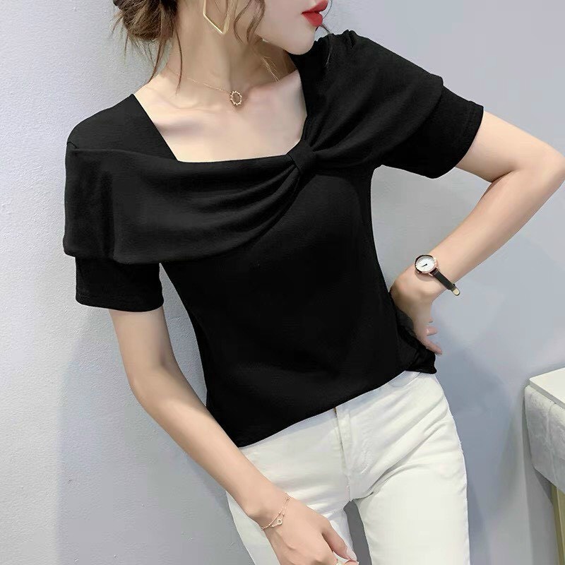 Áo trễ vai nơ tăm hót hit