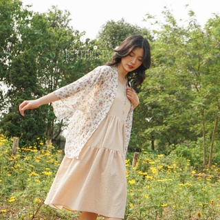 Kimono trắng hoa tím nâu