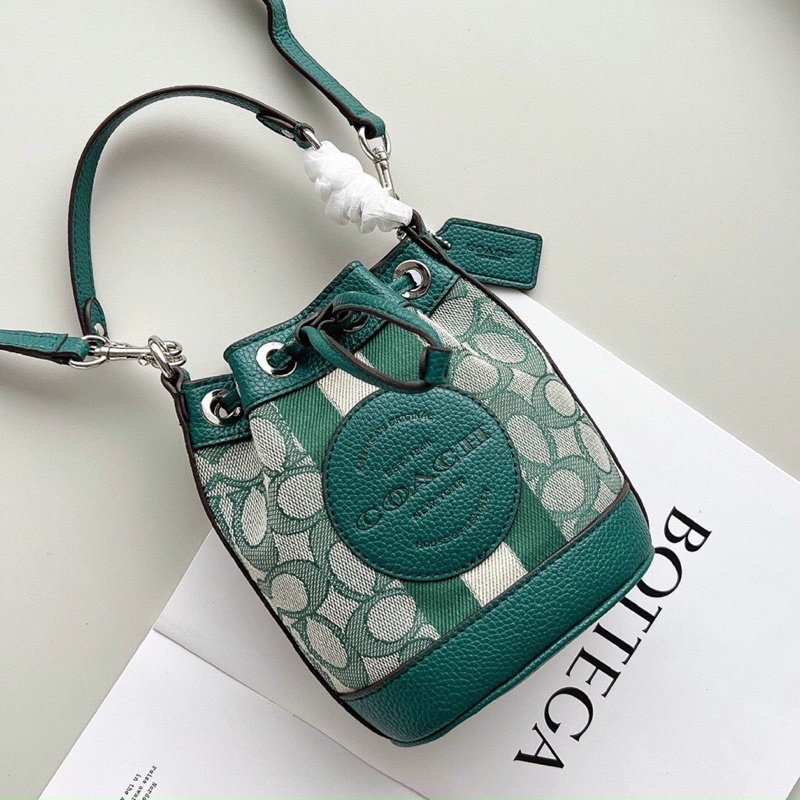 TÚI COACH DEMPSEY BUCKET MINI C8322