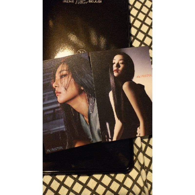 Postcard và sticker album Moster Irene & Seulgi real từ album