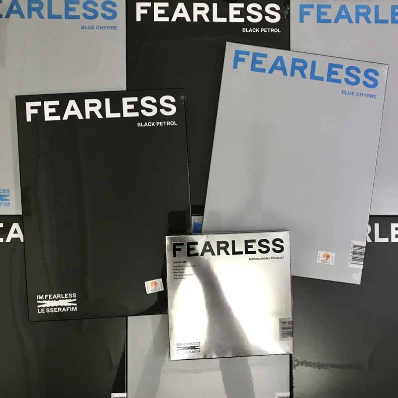 Bộ Giấy Ảnh Le Sserafim - Fearless