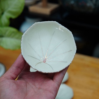 Chén Chấm Hoa - Gốm Sứ Nhật Bản