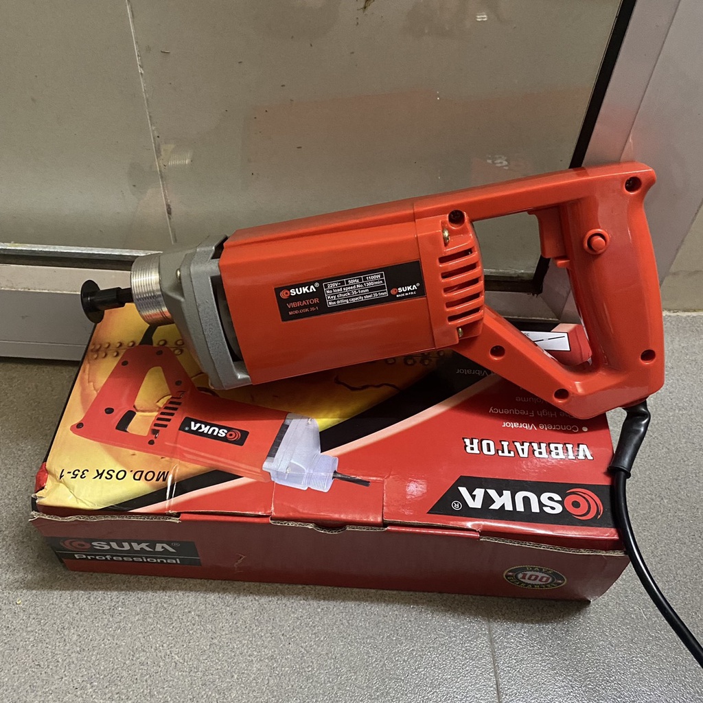 Máy đầm dùi bê tông - máy đầm gà bê tông osuka 1100w