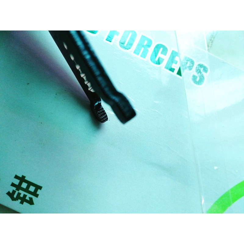 Kìm tuốt dây điện cán cong