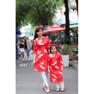 Áo tân thời mẹ con mặc đôi cực xinh