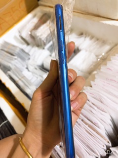 Vỏ điện thoại realme C2 (vỏ + xương)