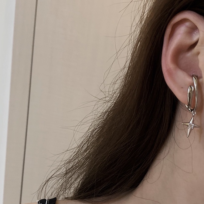 Khuyên tai không xỏ lỗ đính đá kim cương thời trang cá tính